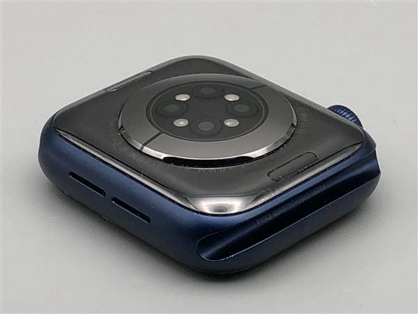 yÁzySۏ؁z Series6[40mm/GPS]A~ u[ Apple Watch