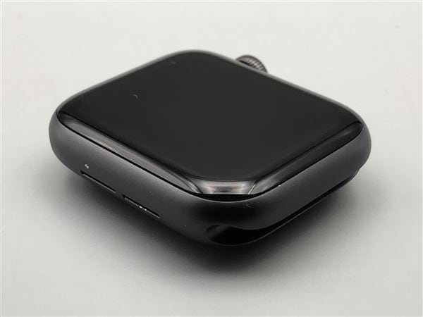 yÁzySۏ؁z Series4[40mm/GPS]A~ eF Apple Watch