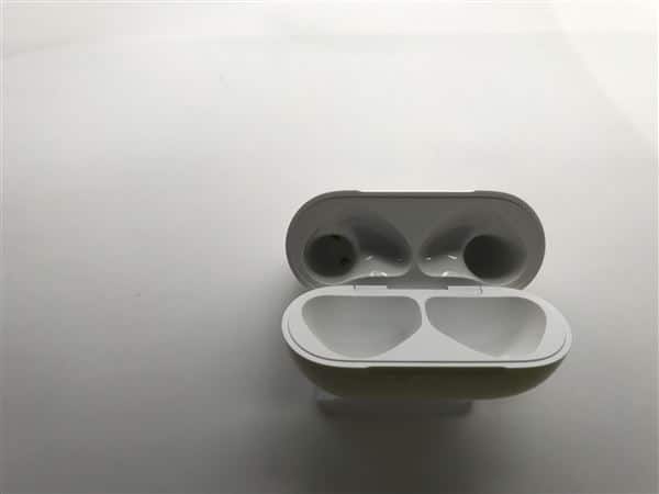 【中古】【安心保証】 AirPods 第4世代 MXP63