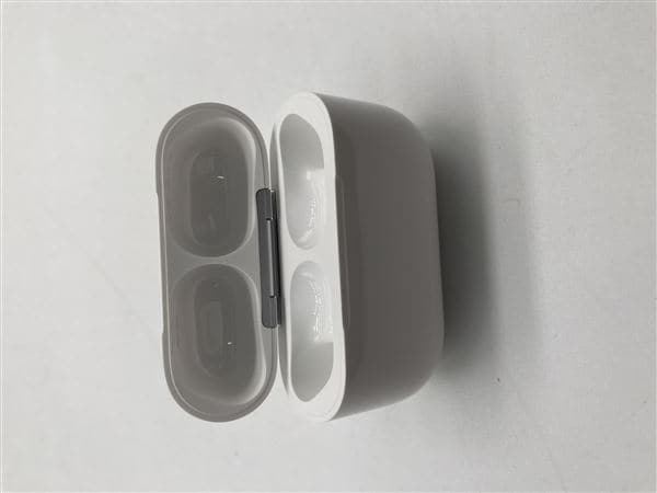 yÁzySۏ؁z AirPods Pro 3 MagSafe[d USB-C MFHP4