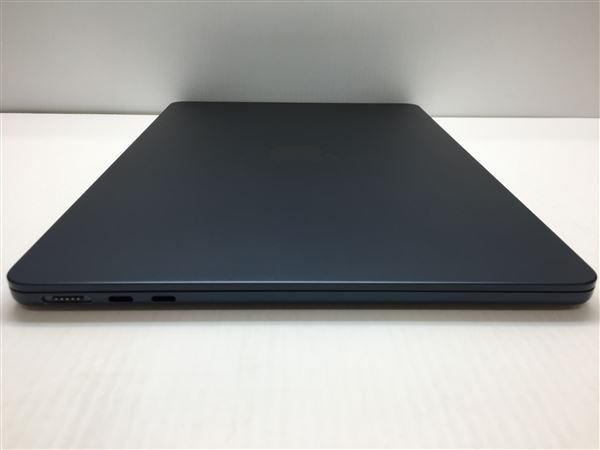 【中古】【安心保証】 MacBookAir 2022年 MLY33J/A