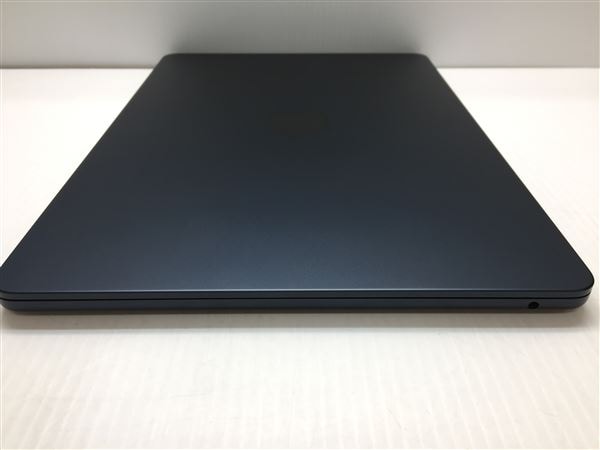 【中古】【安心保証】 MacBookAir 2022年 MLY33J/A