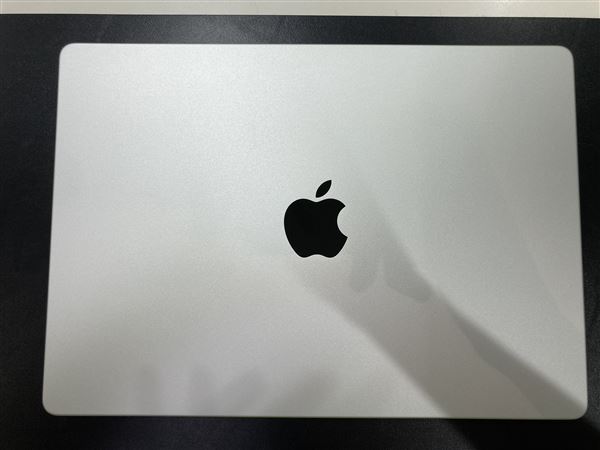 yÁzySۏ؁z MacBookPro 2024N MW2W3J/A