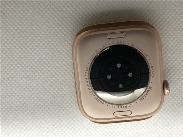 �y���Áz�y���S�ۏ؁z Series11[46mm/�Z�����[]�A���~ ���[�Y�S�[���h Apple Watch