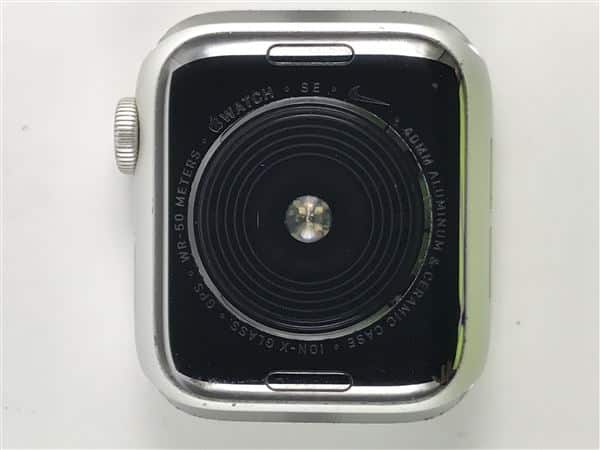 �y���Áz�y���S�ۏ؁z �o���h�� SE ��1����[40mm/GPS]�A���~ �V���o�[ Apple Watch Nike