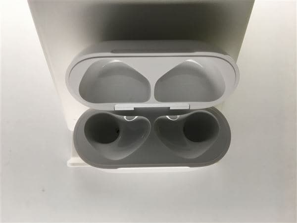 yÁzySۏ؁z AirPods 4 MXP63