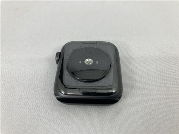 yÁzySۏ؁z SE 1[40mm/Z[]A~ Xy[XOC Apple Watch