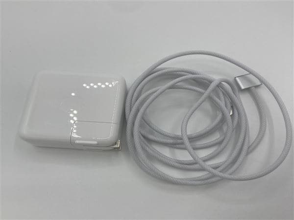 【中古】【安心保証】 MacBookPro 2024年 MW2W3J/A