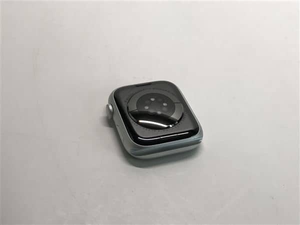 �y���Áz�y���S�ۏ؁z Series8[45mm/GPS]�A���~ �V���o�[ Apple Watch