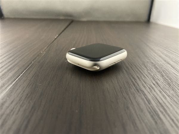 yÁzySۏ؁z SE 2[44mm/GPS]A~ X^[Cg Apple Watch