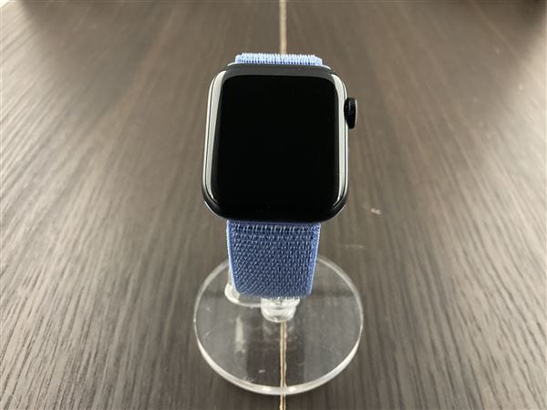 yÁzySۏ؁z SE 2[40mm/GPS]A~ ~bhiCg Apple Watch