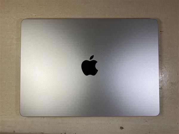 yÁzySۏ؁z MacBookAir 2024N MRXR3J/A