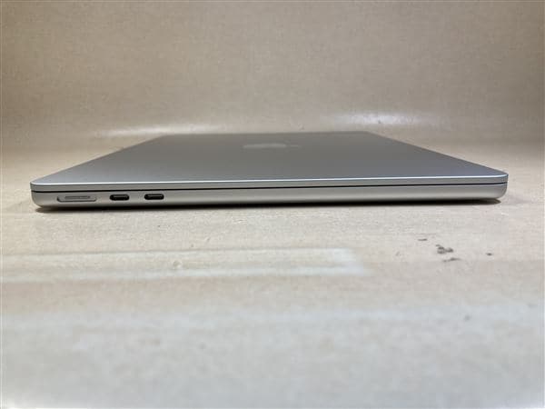 yÁzySۏ؁z MacBookAir 2024N MRXR3J/A