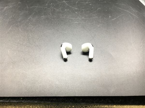 【中古】【安心保証】 AirPods 第4世代 アクティブノイズキャンセリング搭載 MXP93