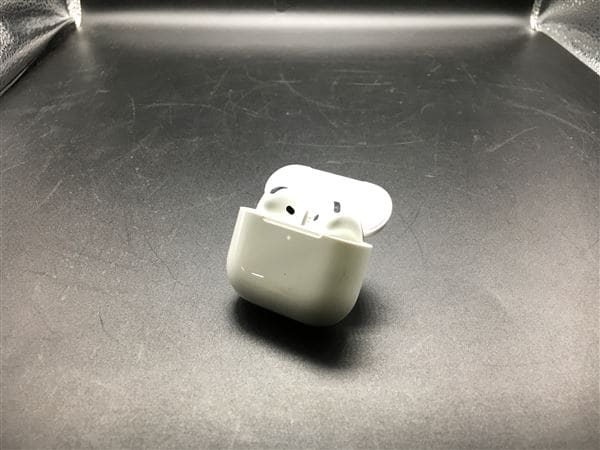 【中古】【安心保証】 AirPods 第4世代 アクティブノイズキャンセリング搭載 MXP93