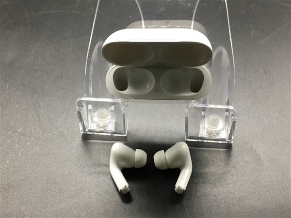【中古】【安心保証】 AirPods Pro 第2世代 MagSafe充電 Lightning MQD83