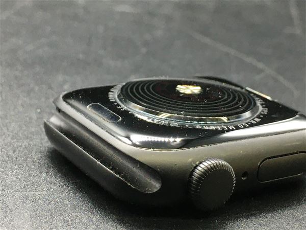 �y���Áz�y���S�ۏ؁z �o���h�� SE ��1����[40mm/GPS]�A���~ �X�y�[�X�O���C Apple Watch