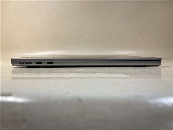 【中古】【安心保証】 MacBookAir 2022年 MLXW3J/A