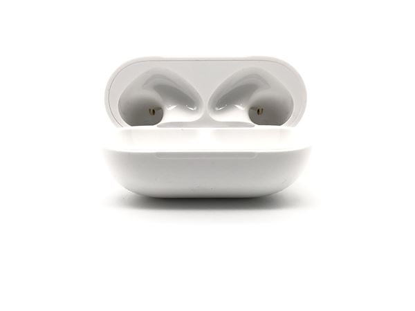 【中古】【安心保証】 AirPods 第4世代 アクティブノイズキャンセリング搭載 MXP93