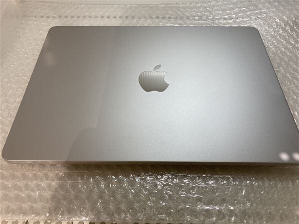 【中古】【安心保証】 MacBookAir 2024年 MRXR3J/A
