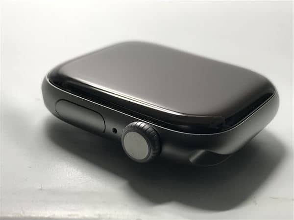 �y���Áz�y���S�ۏ؁z Series11[42mm/�Z�����[]�A���~ �e�F Apple Watch