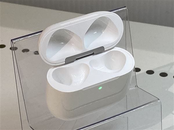 【中古】【安心保証】 AirPods 第4世代 アクティブノイズキャンセリング搭載 MXP93