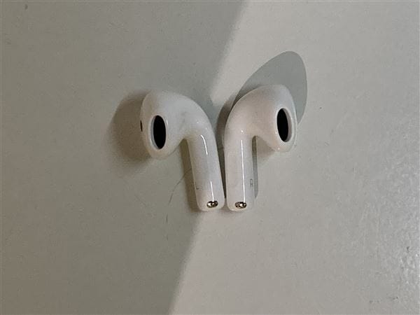 【中古】【安心保証】 AirPods 第4世代 アクティブノイズキャンセリング搭載 MXP93