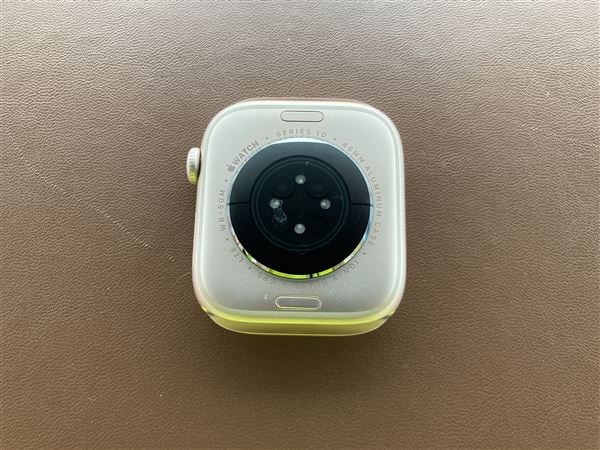 �y���Áz�y���S�ۏ؁z Series10[46mm/�Z�����[]�A���~ ���[�Y�S�[���h Apple Watch