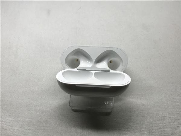 yÁzySۏ؁z AirPods 4 MXP63