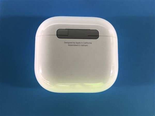 yÁzySۏ؁z AirPods 4 ANeBumCYLZO MXP93
