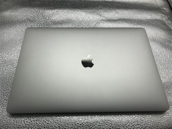 【中古】【安心保証】 MacBookPro 2018年 MR962J/A