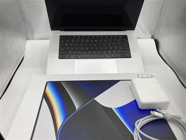 yÁzySۏ؁z MacBookPro 2021N MK1F3J/A