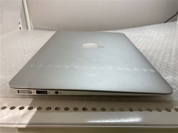 【中古】【安心保証】 MacBookAir 2013年 MD711J/A
