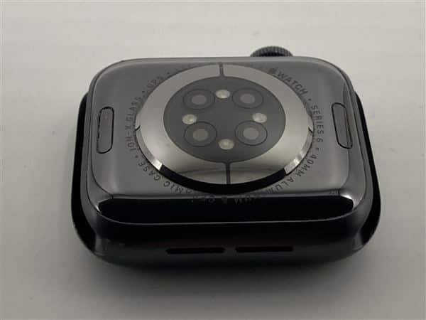 �y���Áz�y���S�ۏ؁z Series6[40mm/�Z�����[]�A���~ �X�y�[�X�O���C Apple Watch