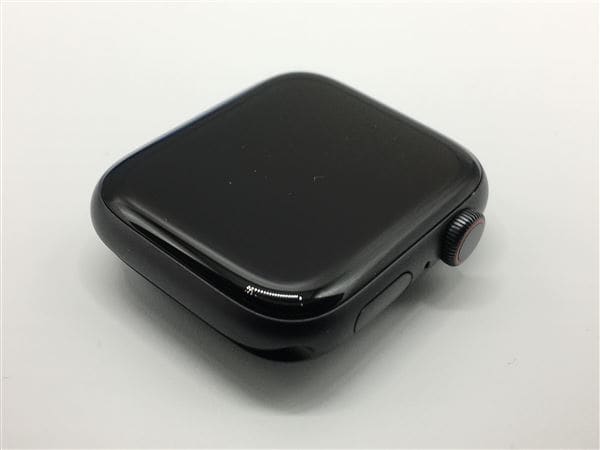 yÁzySۏ؁z SE 1[44mm/Z[]A~ Xy[XOC Apple Watch
