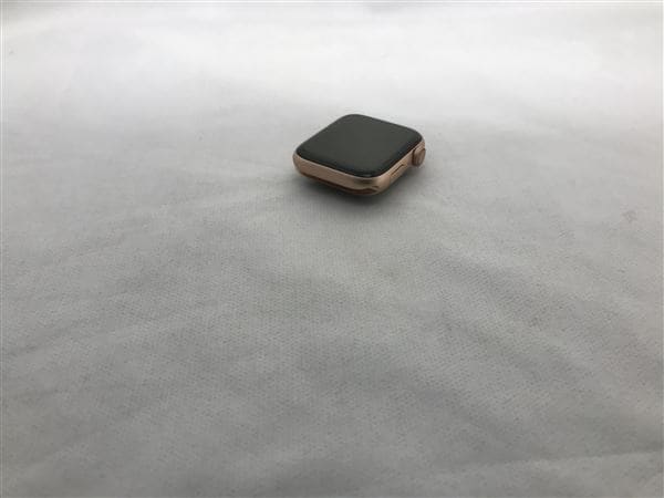 yÁzySۏ؁z SE 1[44mm/Z[]A~ S[h Apple Watch