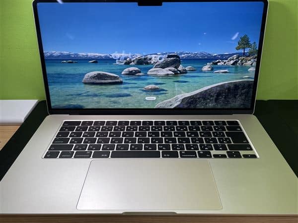 MacBookAir 2024�N MRYR3J/A