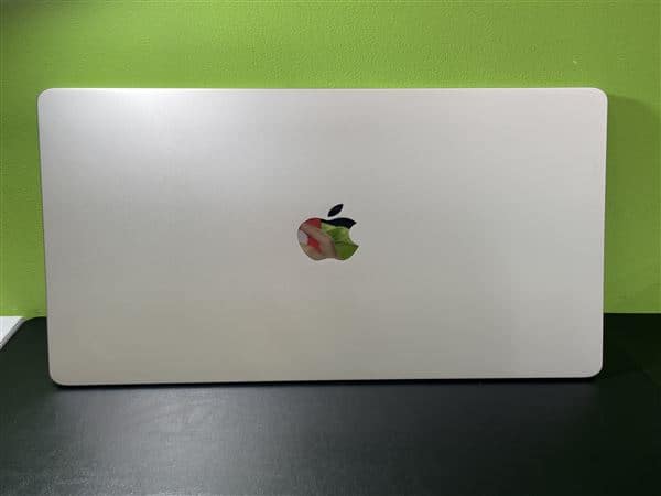 MacBookAir 2024�N MRYR3J/A