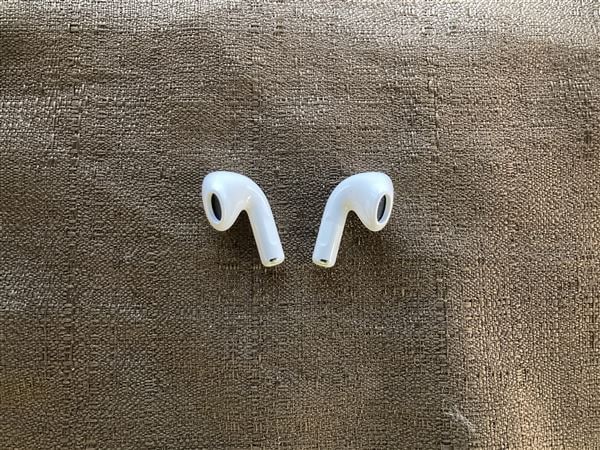�y���Áz�y���S�ۏ؁z AirPods ��4���� �A�N�e�B�u�m�C�Y�L�����Z�����O���� MXP93