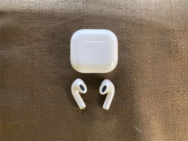 �y���Áz�y���S�ۏ؁z AirPods ��4���� �A�N�e�B�u�m�C�Y�L�����Z�����O���� MXP93