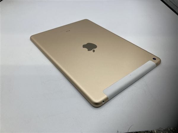 yÁzySۏ؁z iPad 9.7C` 5[128GB] Z[ docomo S[h