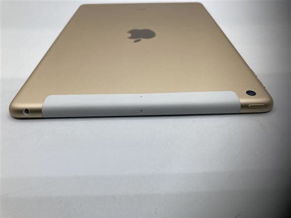 yÁzySۏ؁z iPad 9.7C` 5[128GB] Z[ docomo S[h