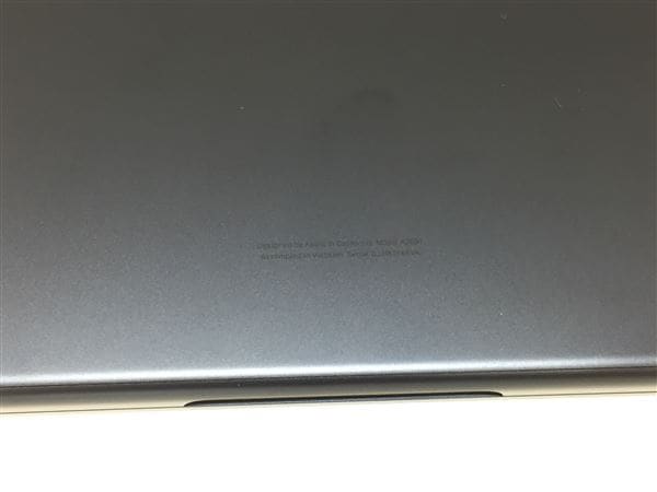 yÁzySۏ؁z MacBookAir 2022N MLY33J/A