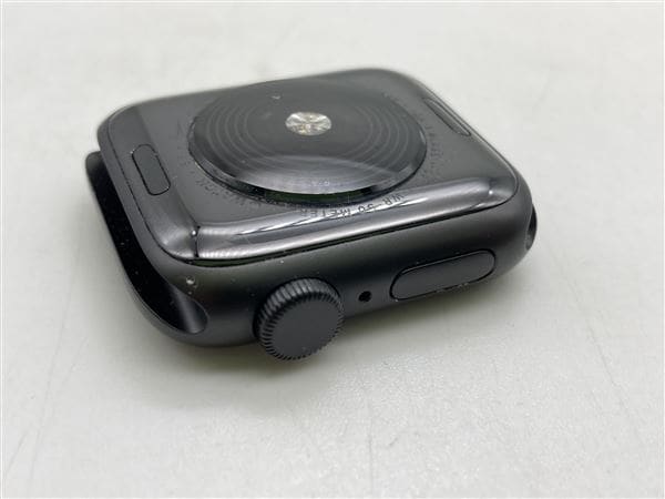 �y���Áz�y���S�ۏ؁z �o���h�� SE ��1����[40mm/GPS]�A���~ �X�y�[�X�O���C Apple Watch Nike