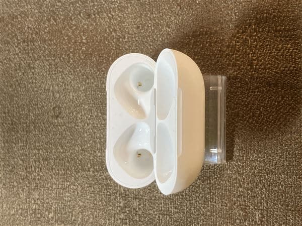 【中古】【安心保証】 AirPods 第4世代 アクティブノイズキャンセリング搭載 MXP93