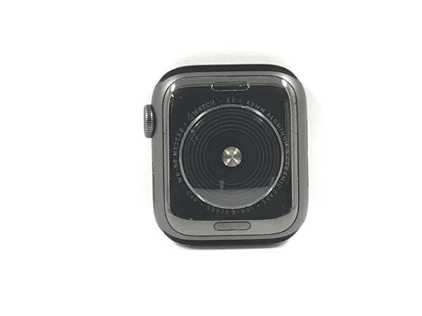 yÁzySۏ؁z SE 1[40mm/GPS]A~ Xy[XOC Apple Watch