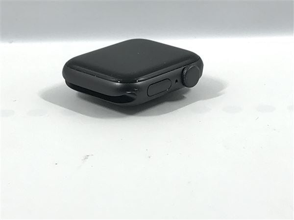 yÁzySۏ؁z SE 1[40mm/GPS]A~ Xy[XOC Apple Watch