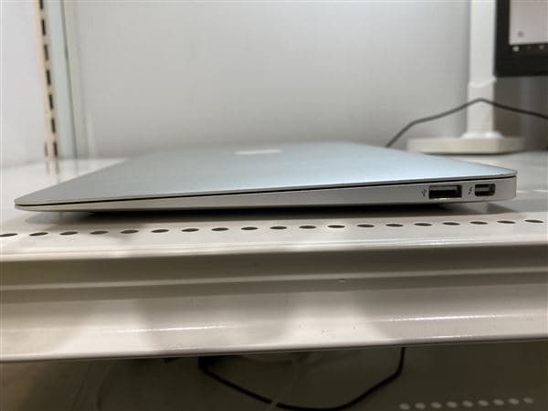 【中古】【安心保証】 MacBookAir 2014年 MD712J/B