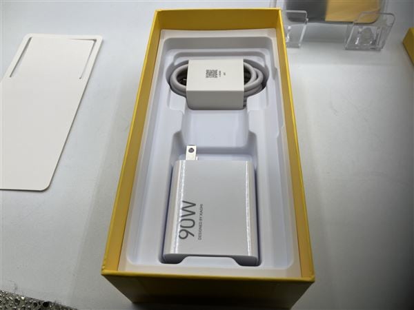 yÁzySۏ؁z POCO X7 Pro[512GB] SIMt[ CG[