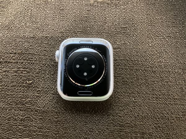 �y���Áz�y���S�ۏ؁z Series6[40mm/GPS]�A���~ �V���o�[ Apple Watch Nike